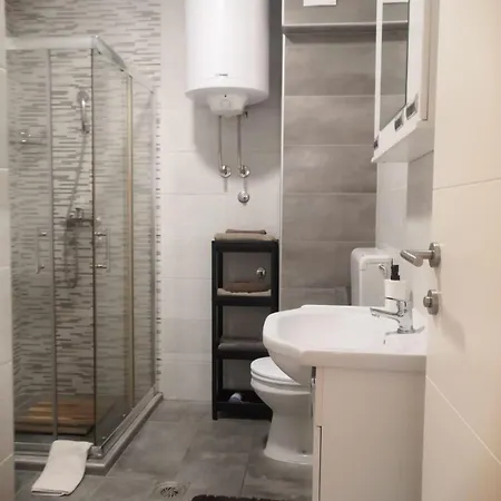 Lägenhet Banjica Stan 203 Belgrad