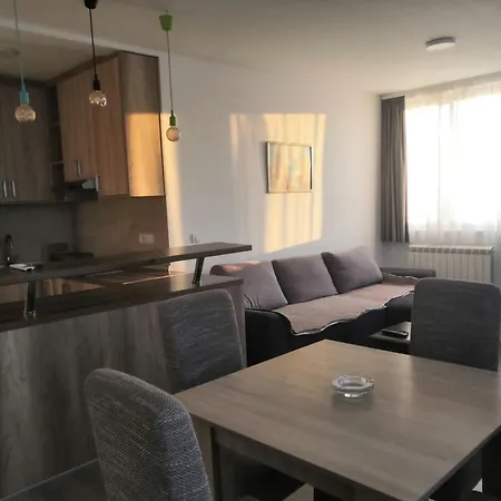 Lägenhet Banjica Stan 203 Belgrad